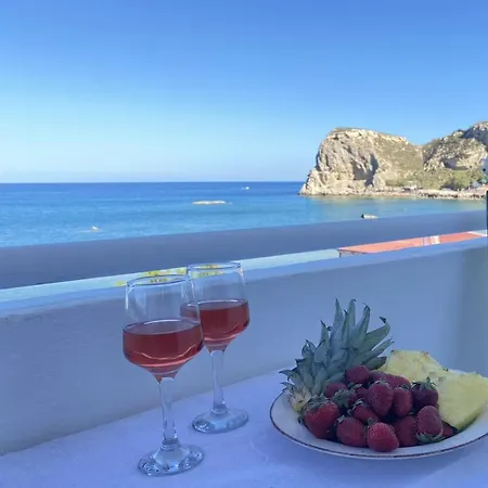 Stegna On Sea