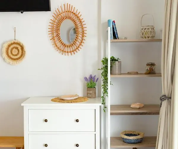 Daire Stegna On Sea *